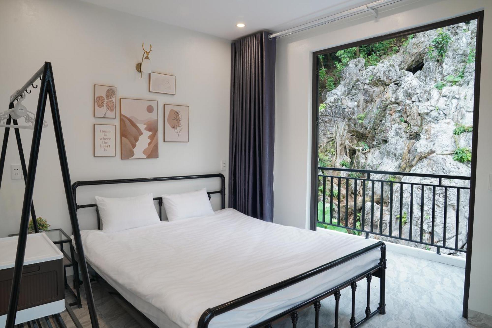 Strawberry House , Tour & Motorbikes Rentel Bed and Breakfast Ha Giang Εξωτερικό φωτογραφία