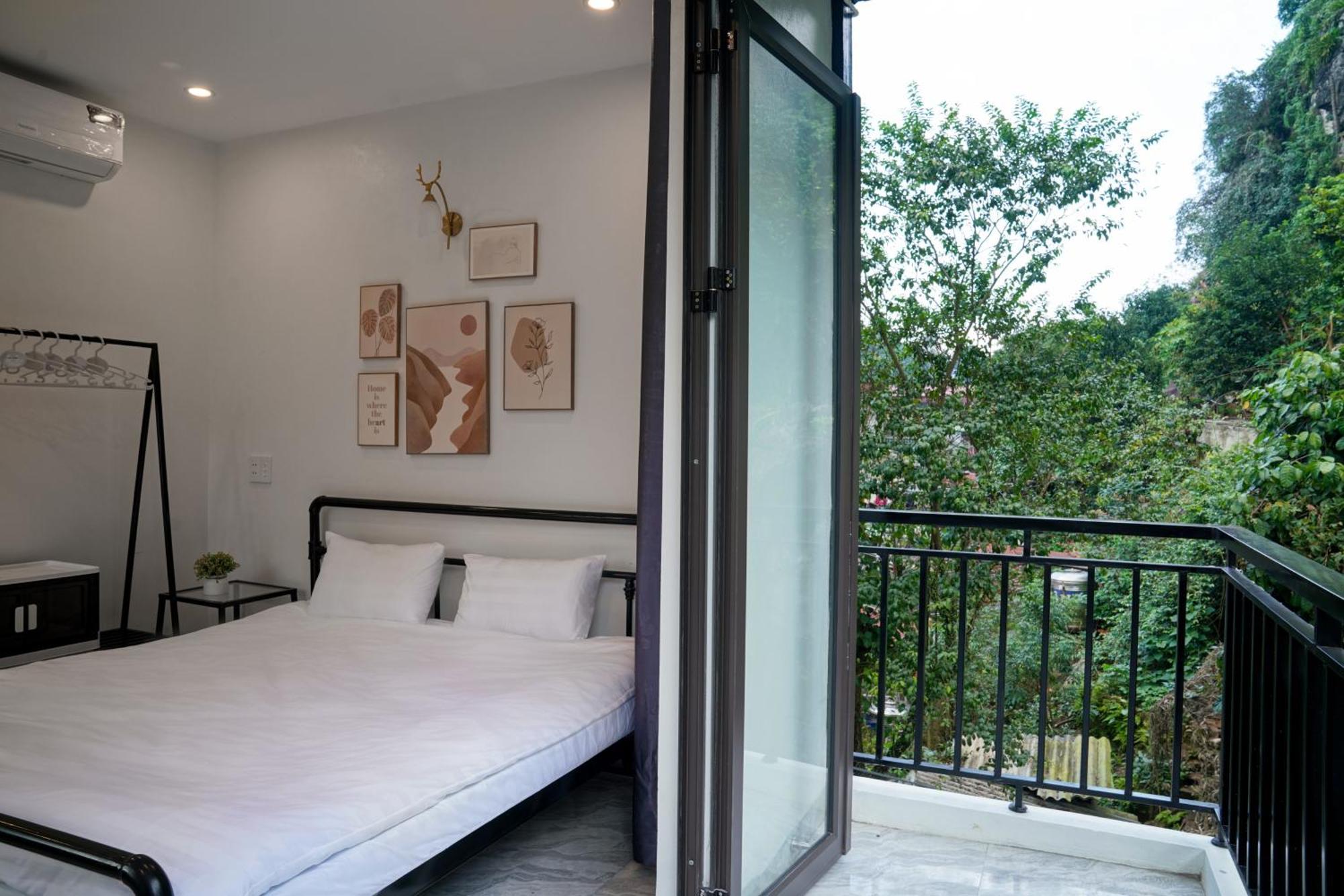 Strawberry House , Tour & Motorbikes Rentel Bed and Breakfast Ha Giang Εξωτερικό φωτογραφία