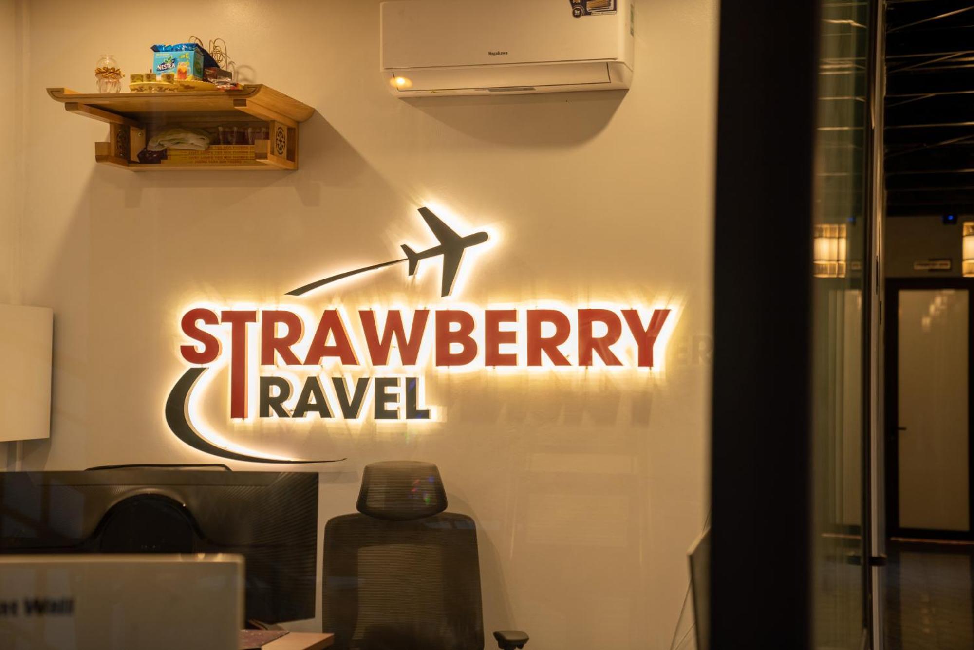 Strawberry House , Tour & Motorbikes Rentel Bed and Breakfast Ha Giang Εξωτερικό φωτογραφία