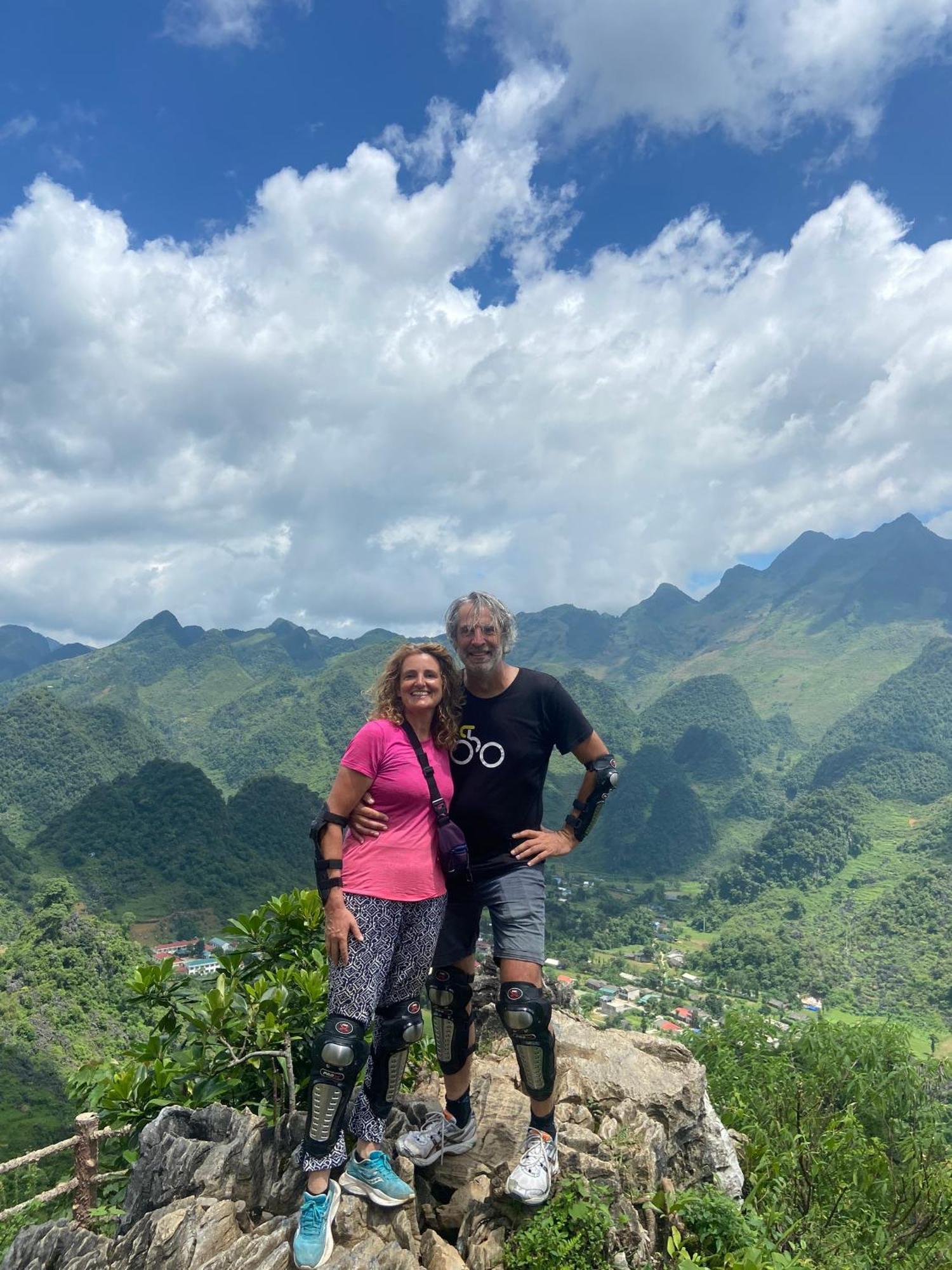 Strawberry House , Tour & Motorbikes Rentel Bed and Breakfast Ha Giang Εξωτερικό φωτογραφία