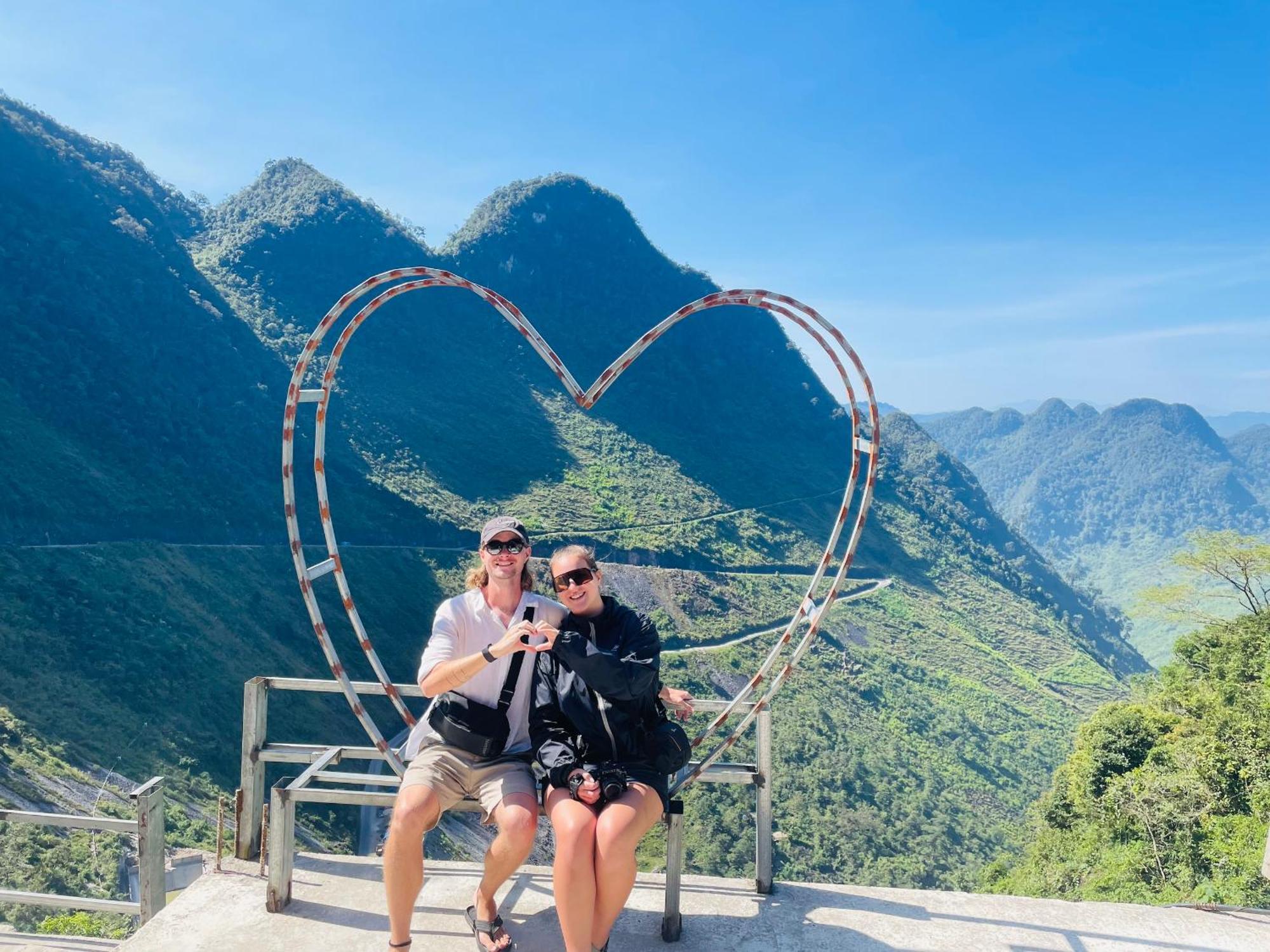 Strawberry House , Tour & Motorbikes Rentel Bed and Breakfast Ha Giang Εξωτερικό φωτογραφία